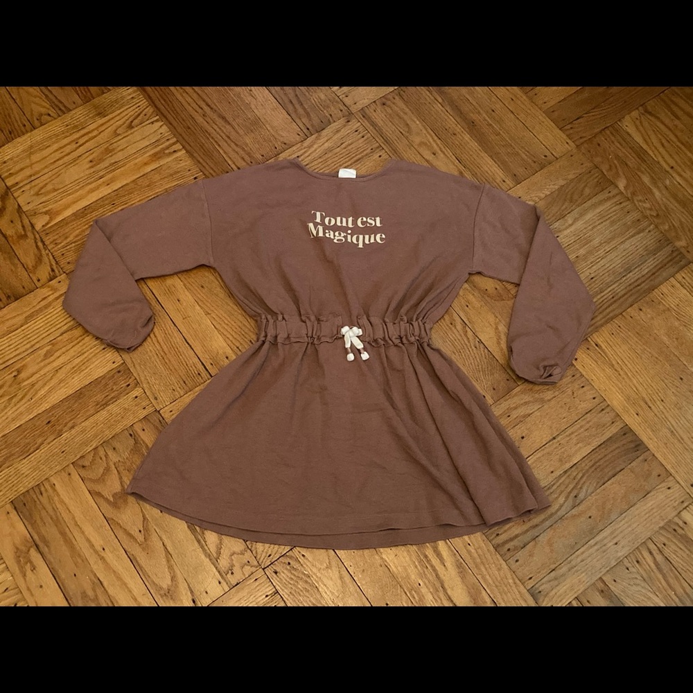 Dress in French. It mean everything is magic